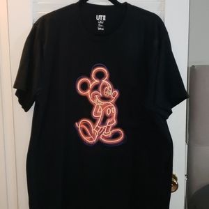 Disney Uniqlo mickey tee